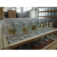 Haonai designed metal embossed logo on glass beer mugs